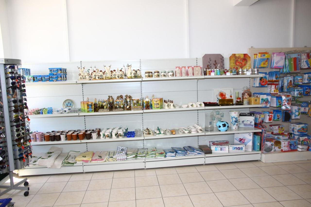 Camari Garden Hotel Apartments Gerani  Luaran gambar
