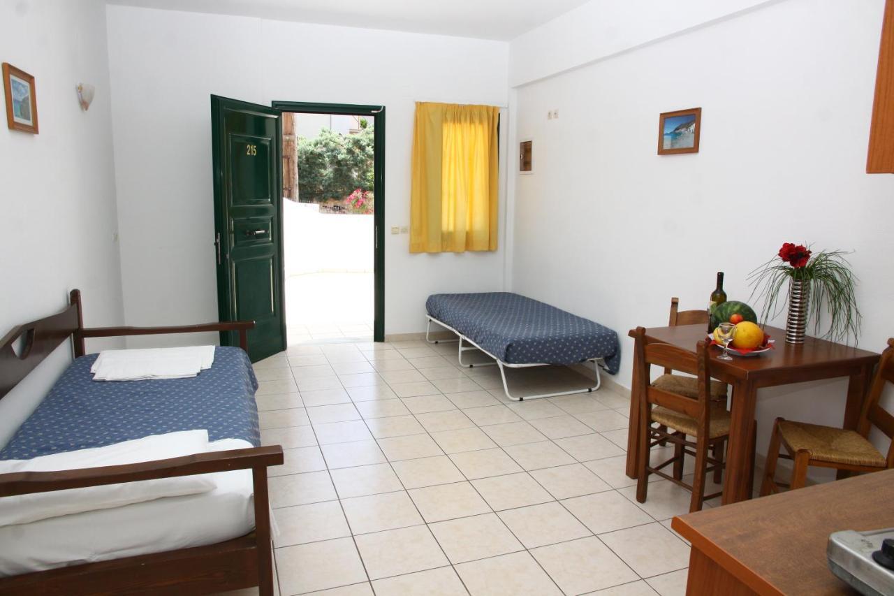 Camari Garden Hotel Apartments Gerani  Luaran gambar