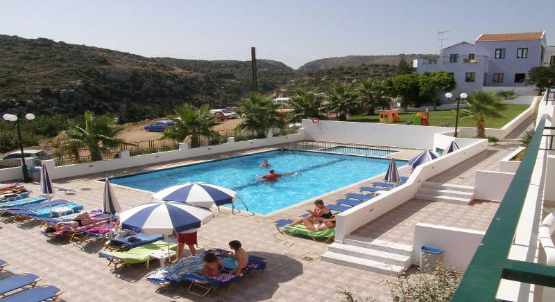 Camari Garden Hotel Apartments Gerani  Luaran gambar