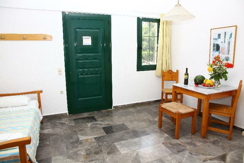 Camari Garden Hotel Apartments Gerani  Luaran gambar