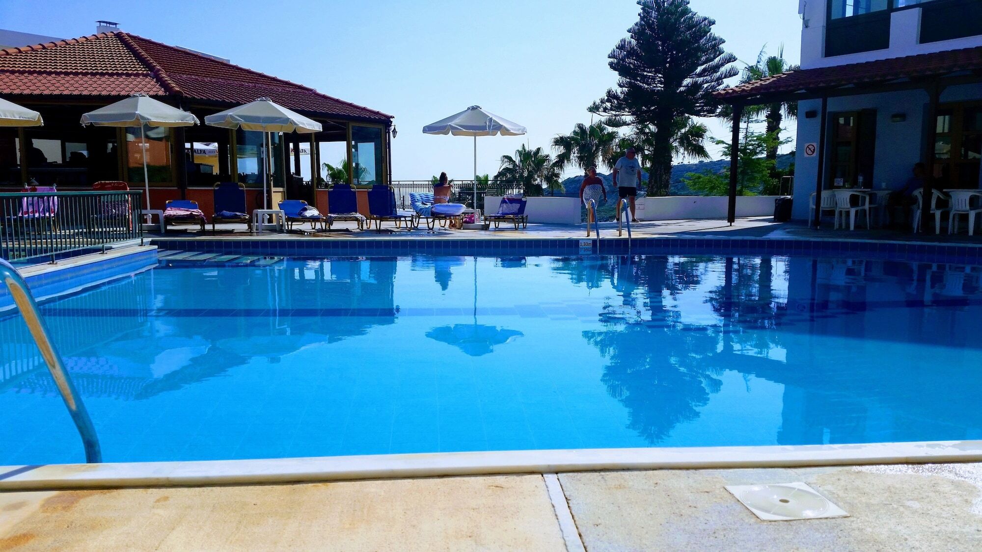 Camari Garden Hotel Apartments Gerani  Luaran gambar